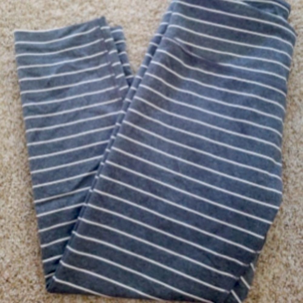 Mondetta Striped Crop Workout Pants M